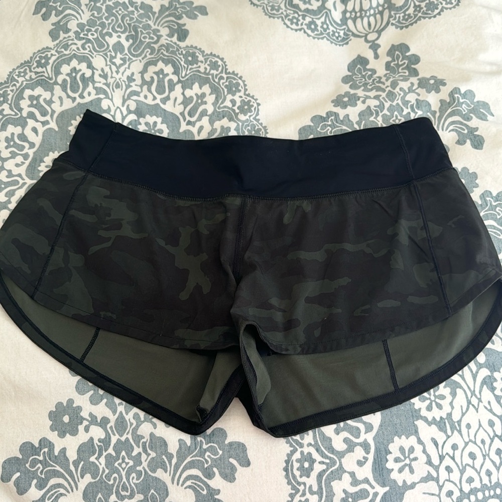 Lululemon speed shorts size 6